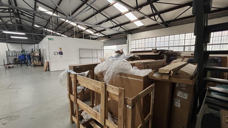 To Let commercial Property for Rent in Paarden Eiland Western Cape